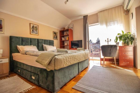 Garden Apartment 2